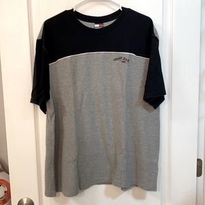 Vintage Tommy jeans Grey/Black Tee XL